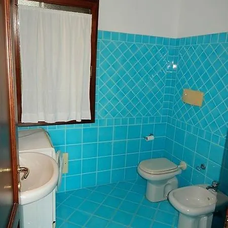 Apartment Le Farfalle 28 *
